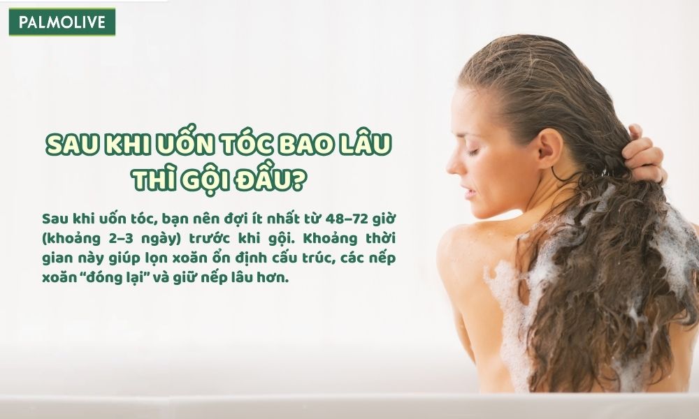 Gội đầu ngay sau khi uốn tóc làm trôi lớp thuốc uốn, khiến nếp uốn duỗi nhanh chóng