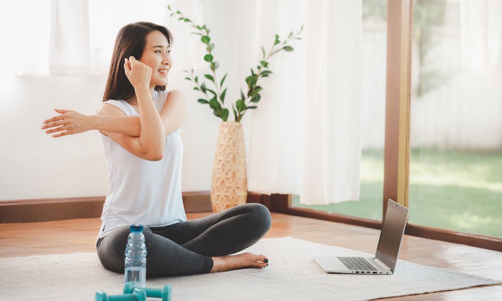 Giữ tâm lý thoải mái giúp duy trì sức khỏe của cơ thể và mái tóc hiệu quả