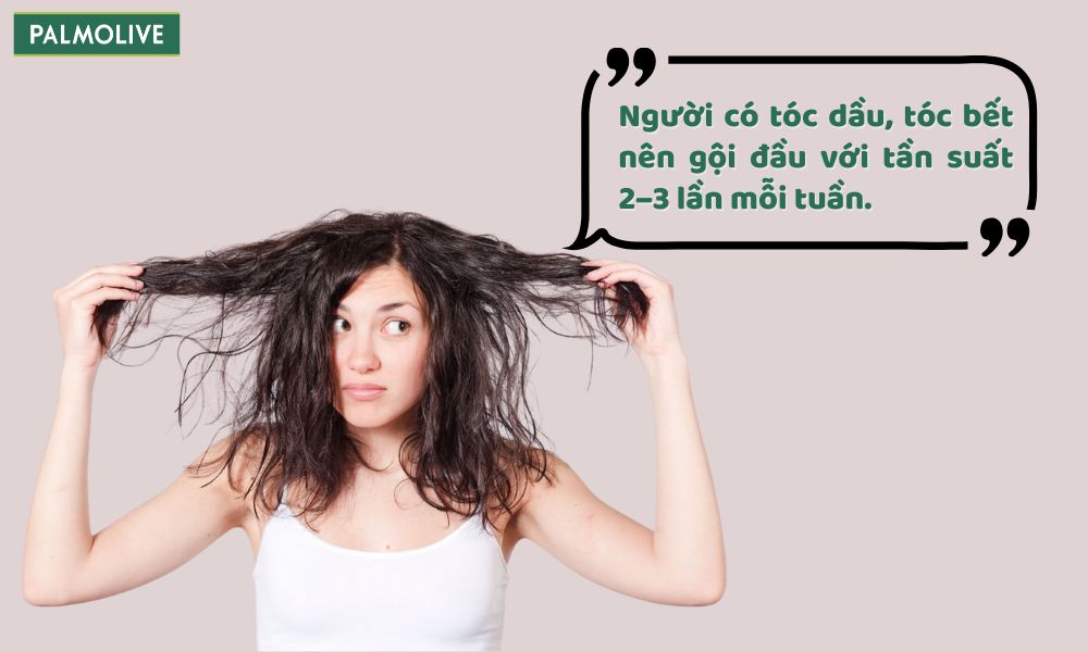 Người có mái tóc dầu nên gội đầu 2-3 lần mỗi tuần hoặc gội cách ngày